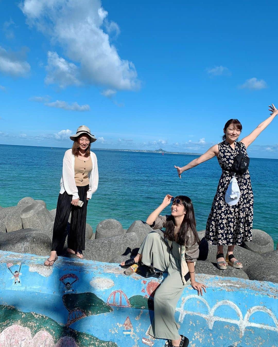 川上奈々美さんのインスタグラム写真 - (川上奈々美Instagram)「合間をぬっていつの日か行ってきましたw こゆの必須です。 またいつの日か〜 あ〜もうすでに会いたい自然に w  感じだしファッションションだお♪お」10月6日 2時20分 - nanamikawakami