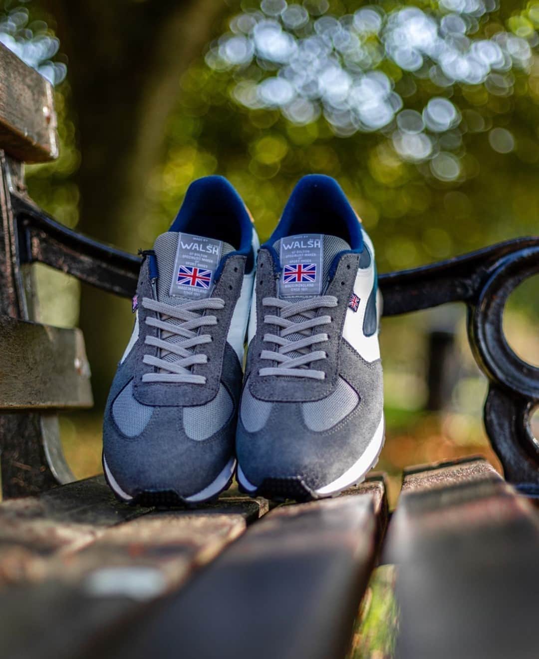 ウォルシュのインスタグラム：「The New Glory Grey 😍 . . . #normanwalshuk #normanwalsh #britishmanufacturing #madeinbritain #ukmfg #shoes #footwear #sneakers」