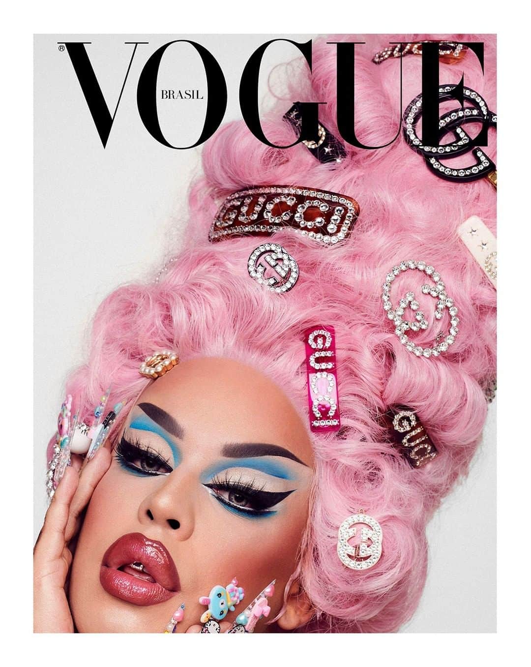 グッチさんのインスタグラム写真 - (グッチInstagram)「On the covers of @VogueBrasil’s October issue, @pabllovittar, @gloriagroove, @biancadellafancy and @halessiar are captured wearing looks and accessories from #GucciPreFall20 by @alessandro_michele. Photography by @hickduarte with styling by @pedrosales_1. #AlessandroMichele #GucciEditorials」10月6日 3時00分 - gucci