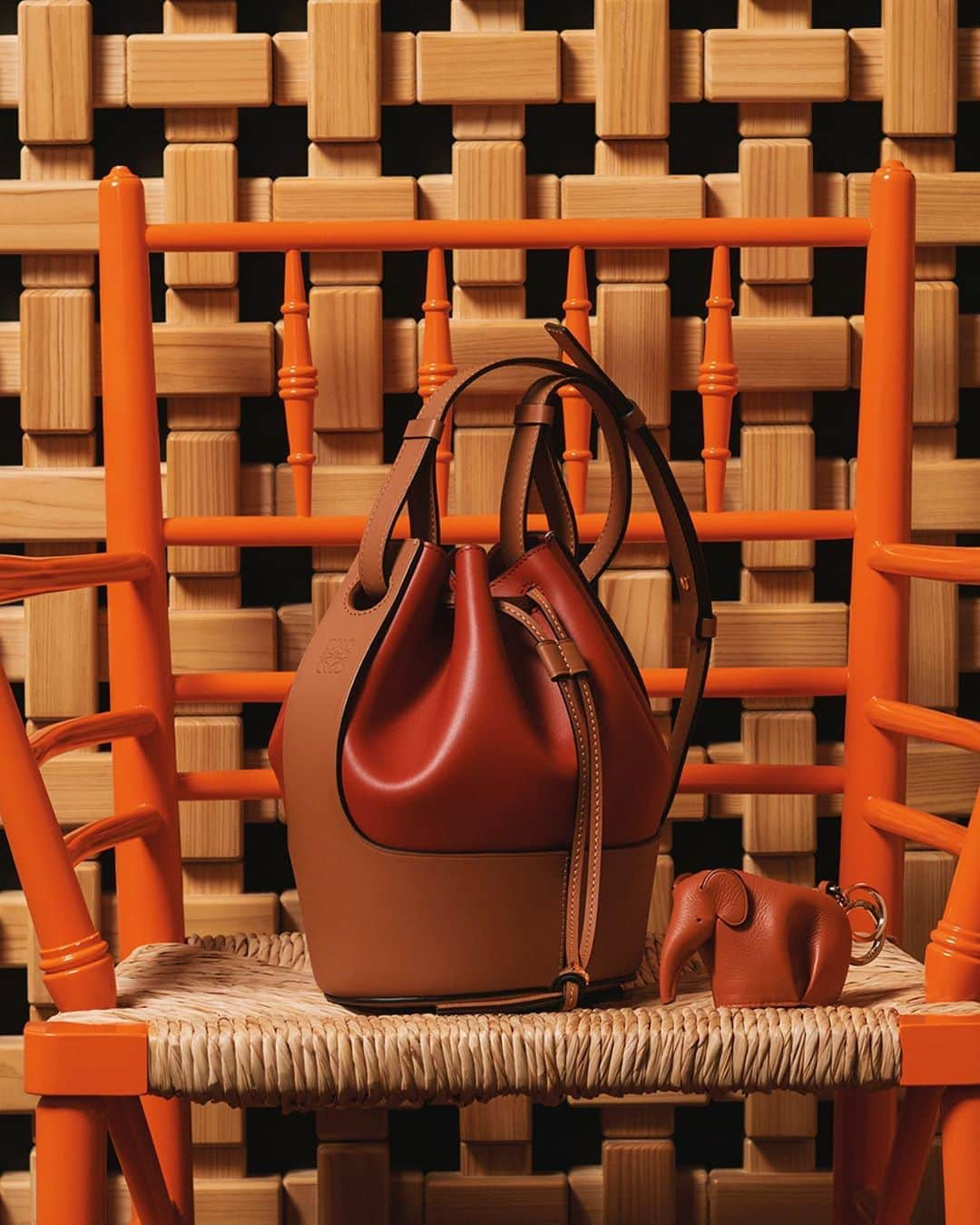 Loeweのインスタグラム