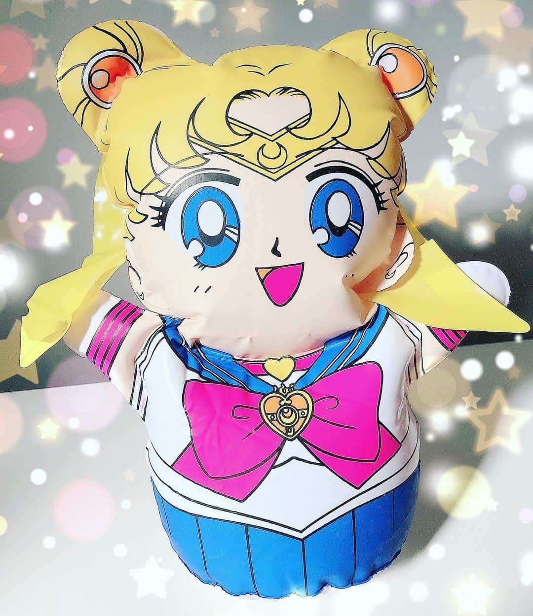 のインスタグラム：「✨🌙 I’m so obsessed with this funny Sailor Moon standing balloon!! Available on @sailormoongaragesale!! 🌙✨  #sailormoon #セーラームーン　#toy #toycollector」
