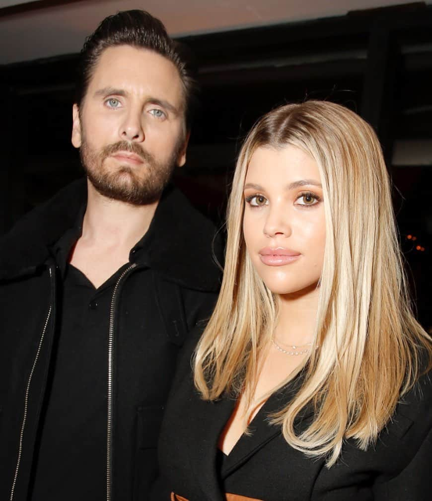 Just Jaredさんのインスタグラム写真 - (Just JaredInstagram)「A source is revealing the reason why Sofia Richie unfollowed her ex Scott Disick on Instagram this weekend after seeing something she “didn’t like.” Tap this pic in the LINK IN BIO to see the reason... #SofiaRichie #ScottDisick Photo: Getty」10月6日 4時45分 - justjared