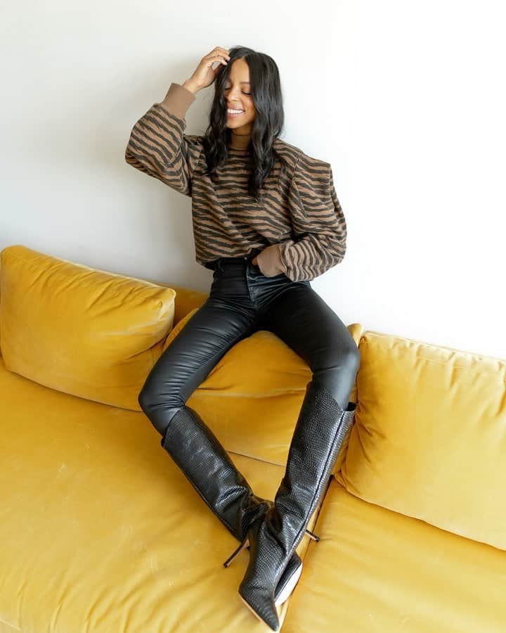 Saks Fifth Avenueのインスタグラム：「Elevate your downtime like style expert @waityouneedthis, who makes sitting on the couch look cool in @agjeans’s faux leather pants. Head to our IG Stories to see more fall denim looks from Janelle. #SaksStyle」