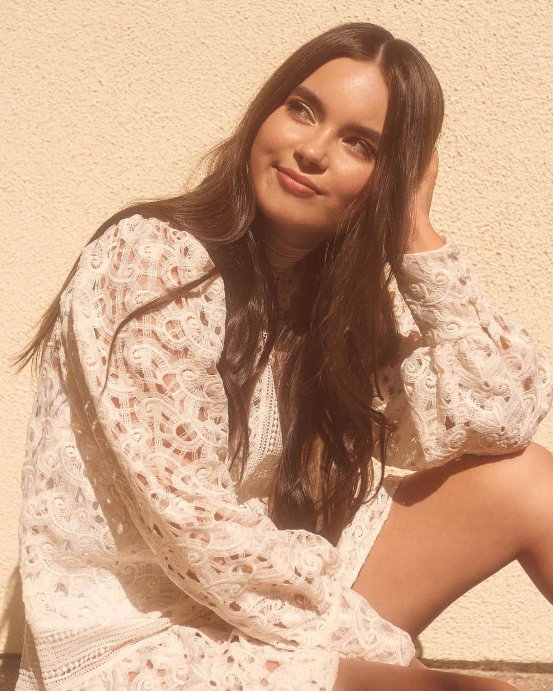 ランドリー・ベンダーのインスタグラム：「🌞🌞🌞  photographer: @kelsey_hale / clothing: @ryannlanel / hair and makeup: @jordanfoxbeauty」