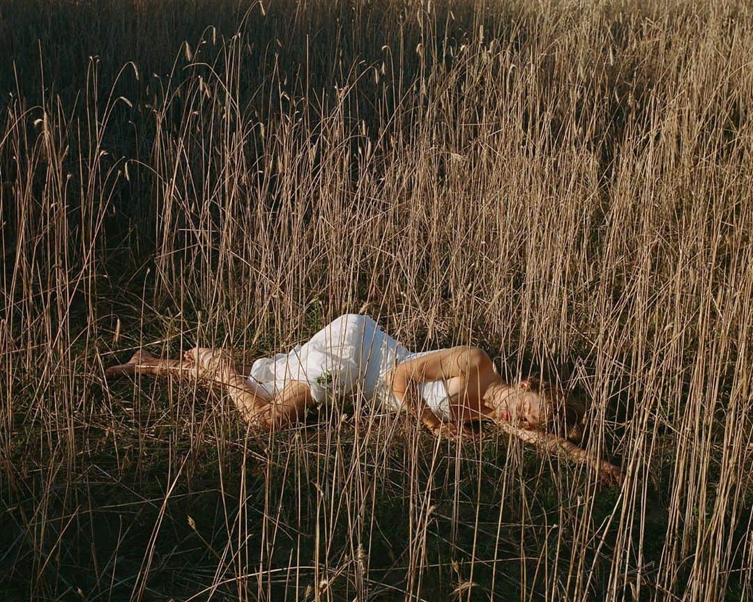 Victoria Leeのインスタグラム：「Where you’ll find me ...🤍 @harmonistudio__ @springerinn @soniakovacevic @ellymcgaw」