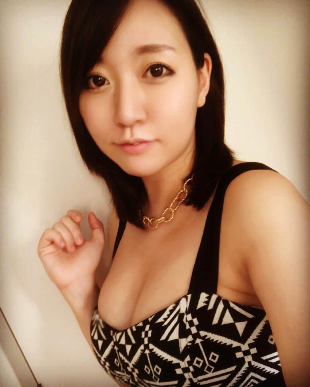 ちゃんまいさんのインスタグラム写真 - (ちゃんまいInstagram)「・ ・ セミ・バブルオン♡ ・ #ベッドイン　#japanese #sexy #idol」10月6日 8時03分 - dakko_shite_cho3