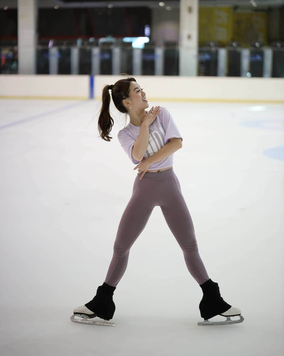 クロエ・イングさんのインスタグラム写真 - (クロエ・イングInstagram)「tb photos from my @adidas shoot back in january - @adidassg @adidaswomen #adidas #adidassg #myadidas #adidaswomen #createdwithadidas #figureskating」10月6日 8時44分 - ing.chloe