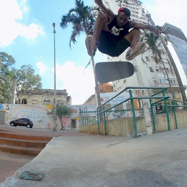 スラッシャーのインスタグラム：「🇧🇷 @carolinoskate still killing it after all these years 💪🏾 His @chazeskateboards part is playing on our YouTube page 📺」
