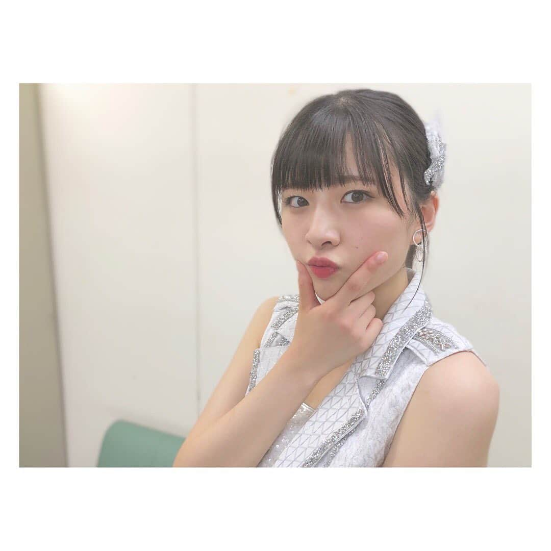 小片リサさんのインスタグラム写真 - (小片リサInstagram)「﻿ ﻿ 「断捨ISM / イマナンジ？」﻿ 9月30日に発売になりました！！﻿ ﻿ 7枚目の今作、個人的に挑戦の今作、﻿ ﻿ 表題の2曲はもちろん﻿ Additional trackに収録されている﻿ 「恋のUFOキャッチャー」﻿ 「My Darling〜Do you love me?〜」も含め、全4曲﻿ ﻿ どれも個性の詰まった素敵な楽曲です💌﻿ ﻿ CDショップや音楽配信サイトで、﻿ チェックよろしくお願いします！！﻿ ﻿ ﻿ #新曲 #ニューシングル #newsingle﻿ #断捨ISM #イマナンジ？﻿ #発売 #リリース #release﻿ ﻿ #tsubaki_factory﻿ #つばきファクトリー﻿ #小片リサ」10月2日 12時55分 - risa__ogata.official