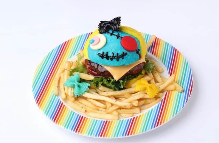 KAWAII MONSTER CAFEさんのインスタグラム写真 - (KAWAII MONSTER CAFEInstagram)「﻿ ﻿ 🎃TOKYO Halloween collection🎃﻿ ﻿ アリスのファンタジーレストランとハロウィン限定のコラボメニュー登場👻👻👻🌈﻿ ﻿ 人気キャラクターのアリス、チェシャ猫、女王様やイモムシが、KAWAIIメニューに大変身❤️🧡💛💚💙💜﻿ ﻿ ﻿ さらに！ ハッシュタグ #tokyohalloweencollection または #トウキョウハロウィン をつけて SNS に投稿してくださったゲストのお写真の中から、 ハロウィン本番10/31（土）に仮装大賞やKAWAII MONSATER 賞、 Alice賞を選出し、 KMCの人気グッズをプレゼント🎁是非投稿してね💓﻿ ﻿ ﻿ 🌈コラボ期間﻿ 2020/9/19〜2020/10/31﻿ ﻿ 🌈コラボ対象店舗﻿ ★迷宮の国のアリス(銀座) ﻿ ★絵本の国のアリス (新宿)﻿ ★古城の国のアリス (池袋) ﻿ ﻿ ﻿ ﻿ ﻿ ﻿ ﻿ ﻿ Alice's fantasy restaurant and Halloween limited collaboration menu appeared 👻👻👻🌈﻿  ﻿  Popular characters Alice, Cheshire Cat, Queen and Caterpillar are transformed into KAWAII menus ❤️🧡💛💚💙💜﻿  ﻿  further!  From the guest photos posted on SNS with the hashtag #tokyohalloweencollection or #Tokyo Halloween, the costume grand prize, KAWAII MONSATER award, and Alice award were selected on Saturday, October 31st, and KMC's  Get popular goods 🎁 Please post 💓﻿ ﻿ ﻿ ﻿  #kawaiimonstercafe #monstercafe #カワイイモンスターカフェ  #destination #tokyo #harajuku #shinuya #art #artrestaurant #colorful #color #pink #cafe #travel #trip #traveljapan #triptojapan #japan #colorfulfood #rainbow #rainbowcake #rainbowpasta #strawberry #pancakes #takeshitastreet #harajukustreet」10月2日 13時08分 - kawaiimonstercafe