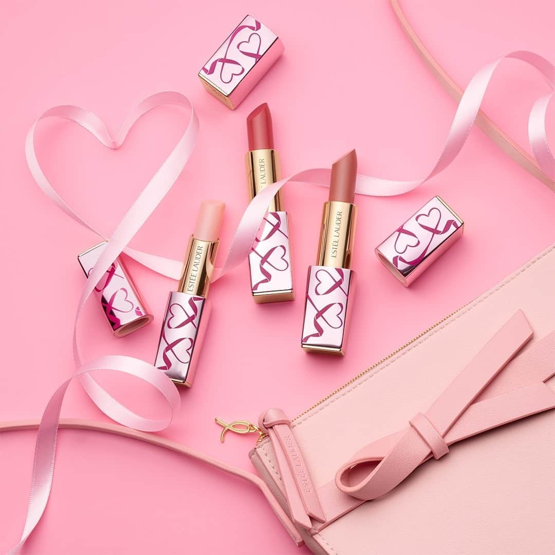 のインスタグラム：「It’s more than a ribbon – it unites us 💕Shop our limited-edition Pink Perfection Lip Kit featuring two #PureColorEnvy Lipsticks and our Pure Color Envy Replenishing Lip Balm, and help fund life-saving research with @bcrfcure. To learn more about how you can contribute click the link in bio.   For every public, in-feed Instagram or Facebook post during the month of October featuring both #TimeToEndBreastCancer and #ELCdonates together, @esteelaudercompanies will donate $25 to @bcrfcure up to $100,000.」