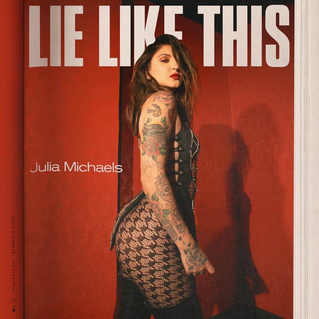 rob scheppyのインスタグラム：「Lie Like This is out everywhere now 💃🏻💃🏻💃🏻@juliamichaels #MakeupByRobScheppy @scottkinghair @_trudy_nelson #LieLikeThis」
