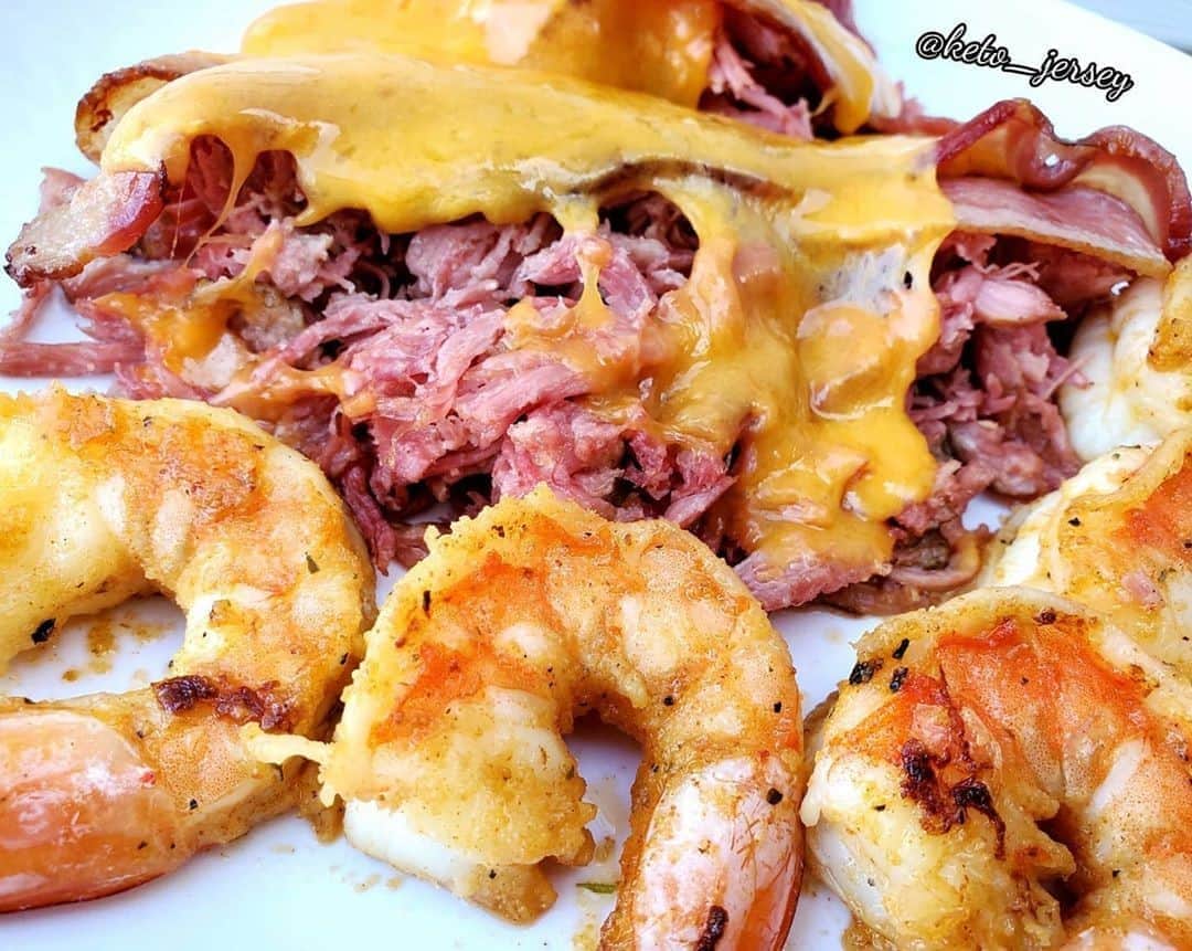 Flavorgod Seasoningsさんのインスタグラム写真 - (Flavorgod SeasoningsInstagram)「Smoked Pulled Pork w Bacon, Melted Cheese & Shrimp⁣⁠ ⁣-⁠ Customer:👉 @keto_jersey⁠ Seasoned with:👉 #Flavorgod Everything Seasoning⁠ -⁠ KETO friendly flavors available here ⬇️⁠ Click link in the bio -> @flavorgod⁠ www.flavorgod.com⁠ -⁠ CARNIVORE + OMAD CHALLENGE DAY 2⁣⁠ ⁣⁠ It gets challenging when you're not supposed to use sauces on this challenge, so why not top the pork with bacon and cheddar cheese instead? ⁣🐷🧀⁠ ⁣⁠ These shrimp were tossed in melted butter and @flavorgod Everything and Garlic Lovers seasonings! 💯⁣⁠ ⁣⁠ ° 6oz Smoked Pulled Pork⁠ ° 3 Slices Bacon⁠ ° 1.5oz Aged Cheddar Cheese - Shredded⁠ ° 5 Jumbo Shrimp⁠ ° 1 Tbsp Butter - Melted⁠ ° 1 Tbsp FlavorGod Everything Seasoning⁠ ° 1/2 Tbsp FlavorGod Garlic Lovers Seasoning⁠ -⁠ Flavor God Seasonings are:⁠ ✅ZERO CALORIES PER SERVING⁠ ✅MADE FRESH⁠ ✅MADE LOCALLY IN US⁠ ✅FREE GIFTS AT CHECKOUT⁠ ✅GLUTEN FREE⁠ ✅#PALEO & #KETO FRIENDLY⁠ -⁠ #food #foodie #flavorgod #seasonings #glutenfree #mealprep #seasonings #breakfast #lunch #dinner #yummy #delicious #foodporn」10月2日 8時01分 - flavorgod
