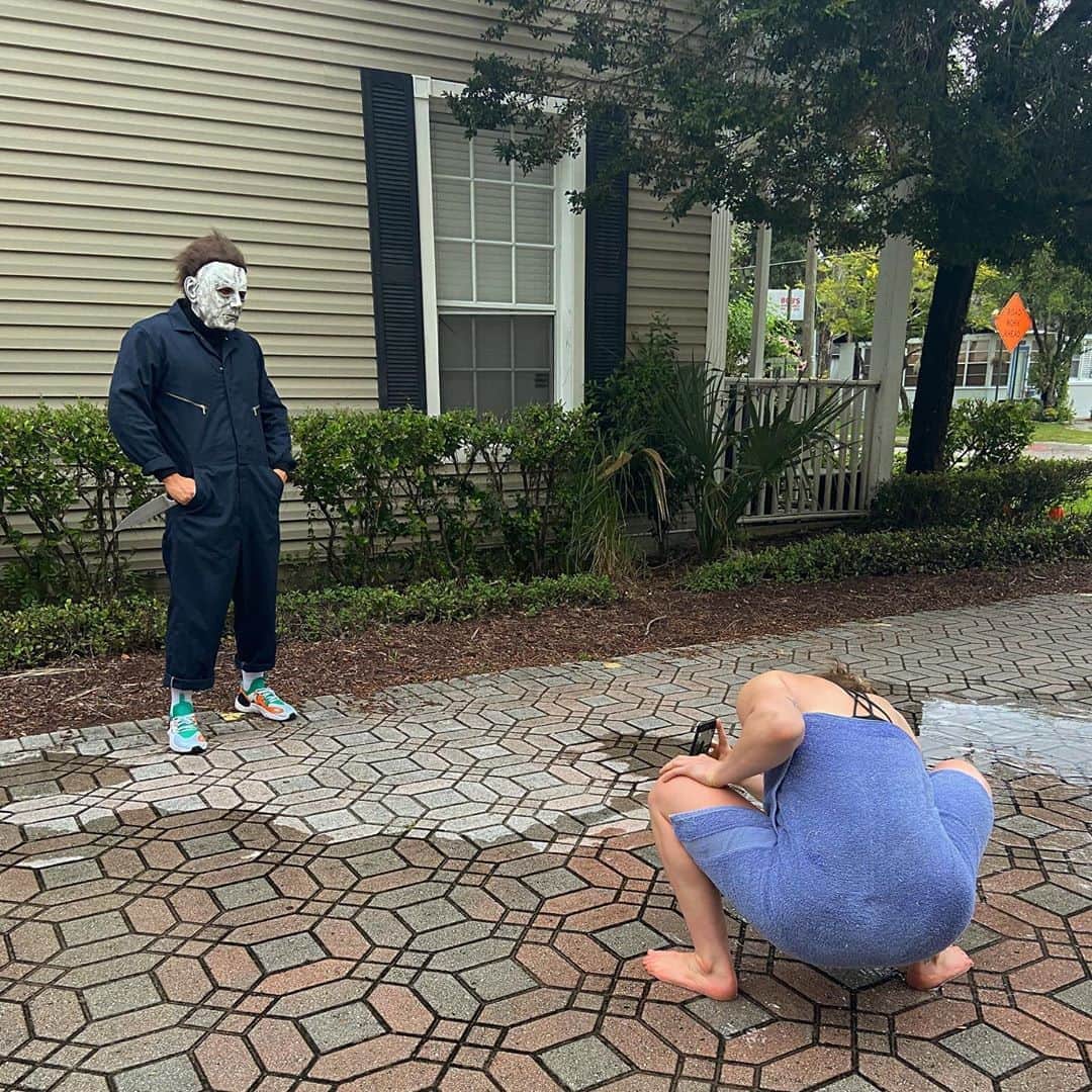 マッティ・ロジャーズのインスタグラム：「*October 1st hits*」