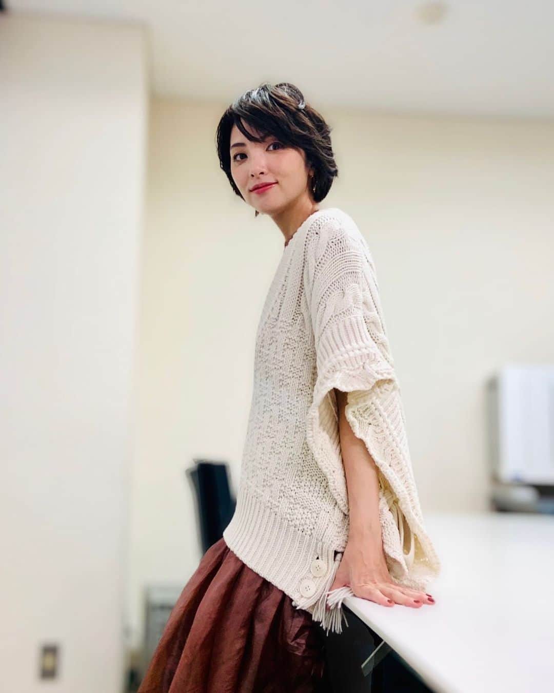 田中麗奈さんのインスタグラム写真 - (田中麗奈Instagram)「色々とコメントをありがとうございます。 これからも、お互いに声をかけあって 、少しずつでも、前に歩んで参りましょう。  ✨」10月2日 13時42分 - renatanaka07