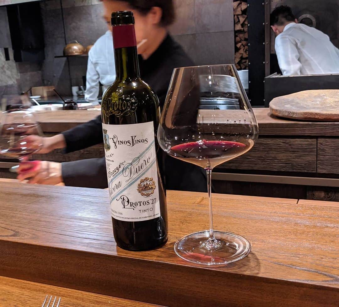 天本正通 さんのインスタグラム写真 - (天本正通 Instagram)「ジャックゼロスを頼んでからの、スペインワインペアリング。 フランスワインも色々揃ってたし、セラーもグラス達も素敵でした！！」10月2日 8時13分 - masamichiamamoto