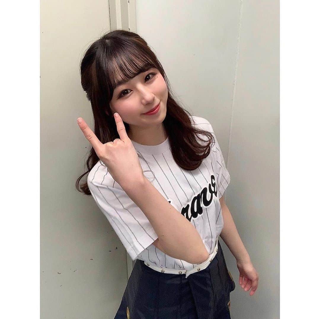 のインスタグラム：「おはようございます！﻿ ﻿ 10月2日　今日は豆腐の日﻿ らしいです😋！﻿ ﻿ ﻿ ちょうど今テレビで豆腐プリンやってました！美味しそう〜🤤🍮🥄﻿ ﻿ ﻿ 皆さんはお豆腐好きですか？😃💭﻿ ﻿ ﻿ ﻿ 今日から東北楽天ゴールデンイーグルスとの3連戦！⚾️🔥﻿ ﻿ 絶対勝ちたいですね❗️👊💥﻿ ﻿ ﻿ ﻿ 📸・・・昨日の﻿ ﻿ 誇り高き闘将﻿ 〜西本幸雄メモリアルゲーム〜で着用した﻿ 闘将の背番号『50』ユニホーム👕✨✨✨﻿ ﻿ ﻿ #Bs2020 #orixbuffaloes #baseball #オリックスバファローズ #プロ野球 #bsgirls #野球 #オリックス #オリ姫 #野球女子 #京セラドーム #京セラドーム大阪 #球場 ##誇り 高き#闘将 #西本幸雄 #西本幸雄メモリアルゲーム #阪急ブレーブス #阪急ブレーブス復刻ユニフォーム #ユニフォーム #ユニフォーム女子 #instagood #instalike」