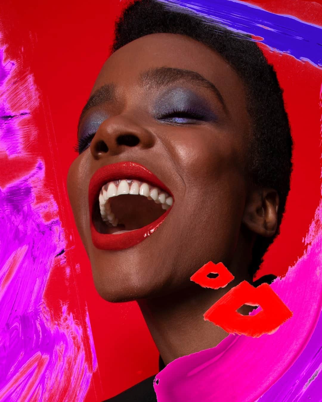 Smashboxのインスタグラム：「Your face when you see our NEW #smashboxholiday collection boxes designed by @drawbertson 💋⠀⠀⠀⠀⠀」