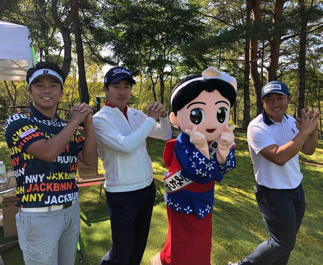  JGTO 男子プロゴルフツアーのグルメインスタ