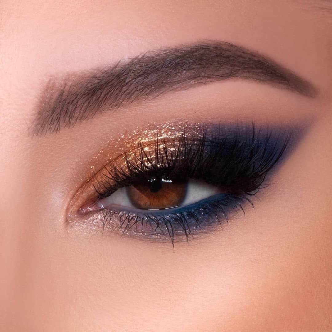 Kylie Cosmeticsさんのインスタグラム写真 - (Kylie CosmeticsInstagram)「brb! grabbing our sailor palette and recreating this look asap! 🌟 @nessasunshine killed this glam using our sailor palette ⚓️💙 grab the collection now on kyliecosmetics.com」10月2日 11時22分 - kyliecosmetics