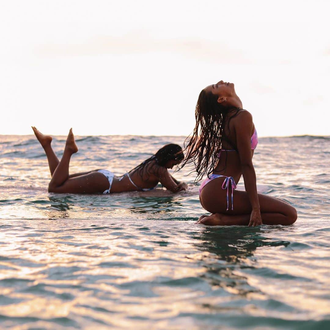 マリア・マーフィーのインスタグラム：「Sunset feels 💕」