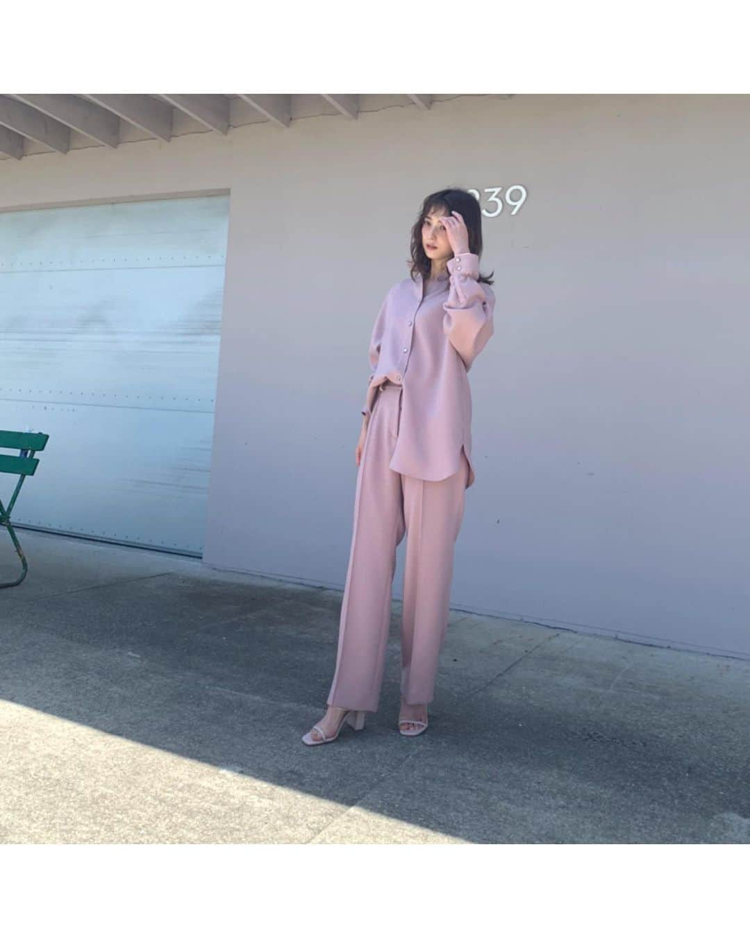 佐々木希さんのインスタグラム写真 - (佐々木希Instagram)「私は最近pinkカラーを見たり着たりするだけで、気持ちが高まったり癒されたりする事が多くなりました。 勿論、シンプルなカラーも好きです。 朝の気分によって好きなお洋服を選べるのが嬉しい☺︎  #大人pink」10月2日 11時37分 - nozomisasaki_official