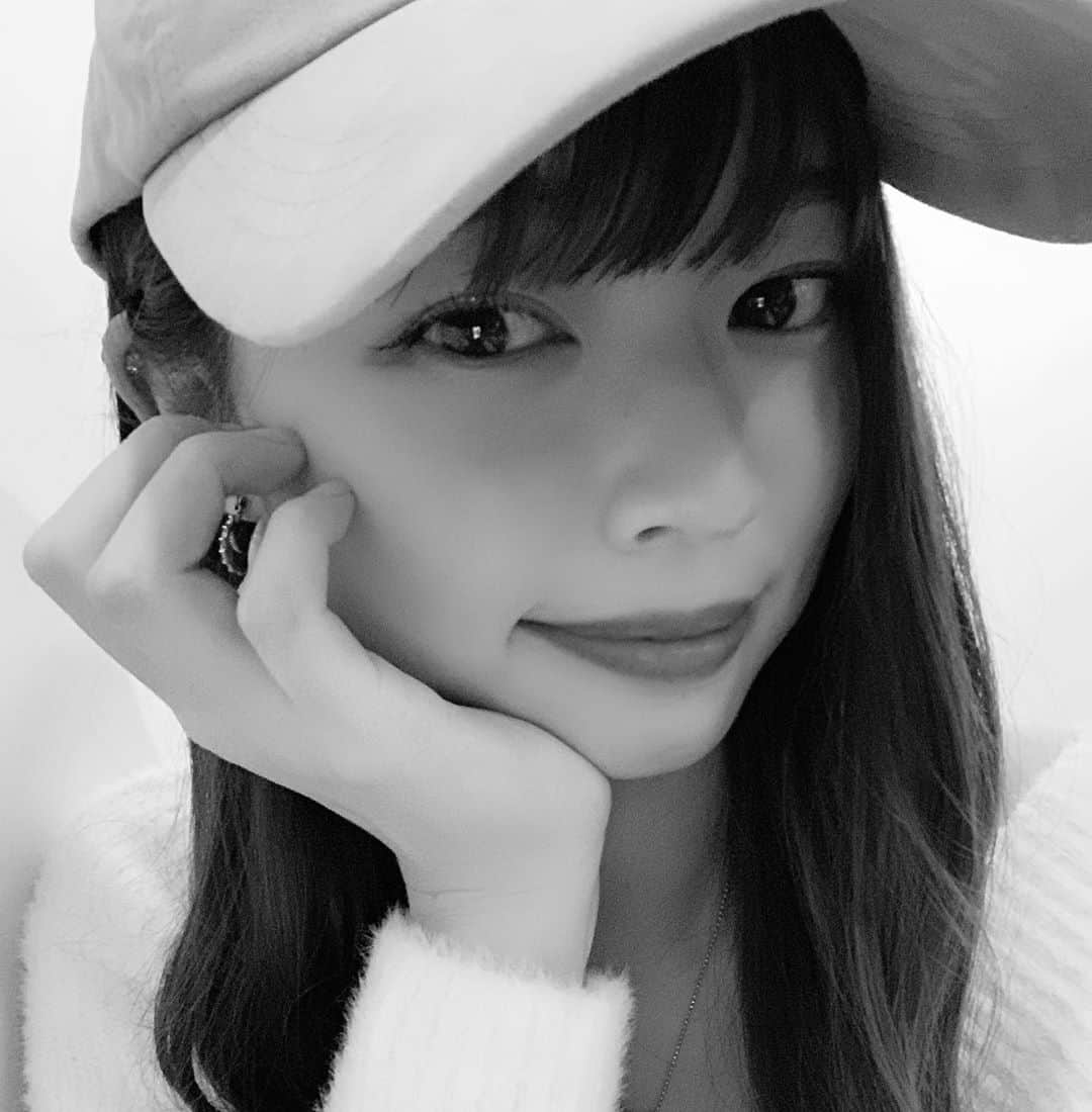 齋藤万莉奈さんのインスタグラム写真 - (齋藤万莉奈Instagram)「おはよう🌞 . 昨日は本当にありがとう！いつもありがとう！ 幸せすぎる時間を過ごさせて頂きました。だがしかしだよみんな。スクショすな！って言ったとこスクショしてdmで送ってくる人が5万人くらいいるんだけど、腹パンだよ🕺心して待ってて。 . とにかく、感謝の気持ちでいっぱいです。まだまだ頑張りますので、最後まで応援よろしくお願いします🌺🤍 .  #ミスミスター桜美林コンテスト2020 #ミスコン #ミスターコン #桜美林大学　#桜美林 #ミス桜美林コンテスト2020 #桜美林ミスコン」10月2日 11時47分 - kupulauawa