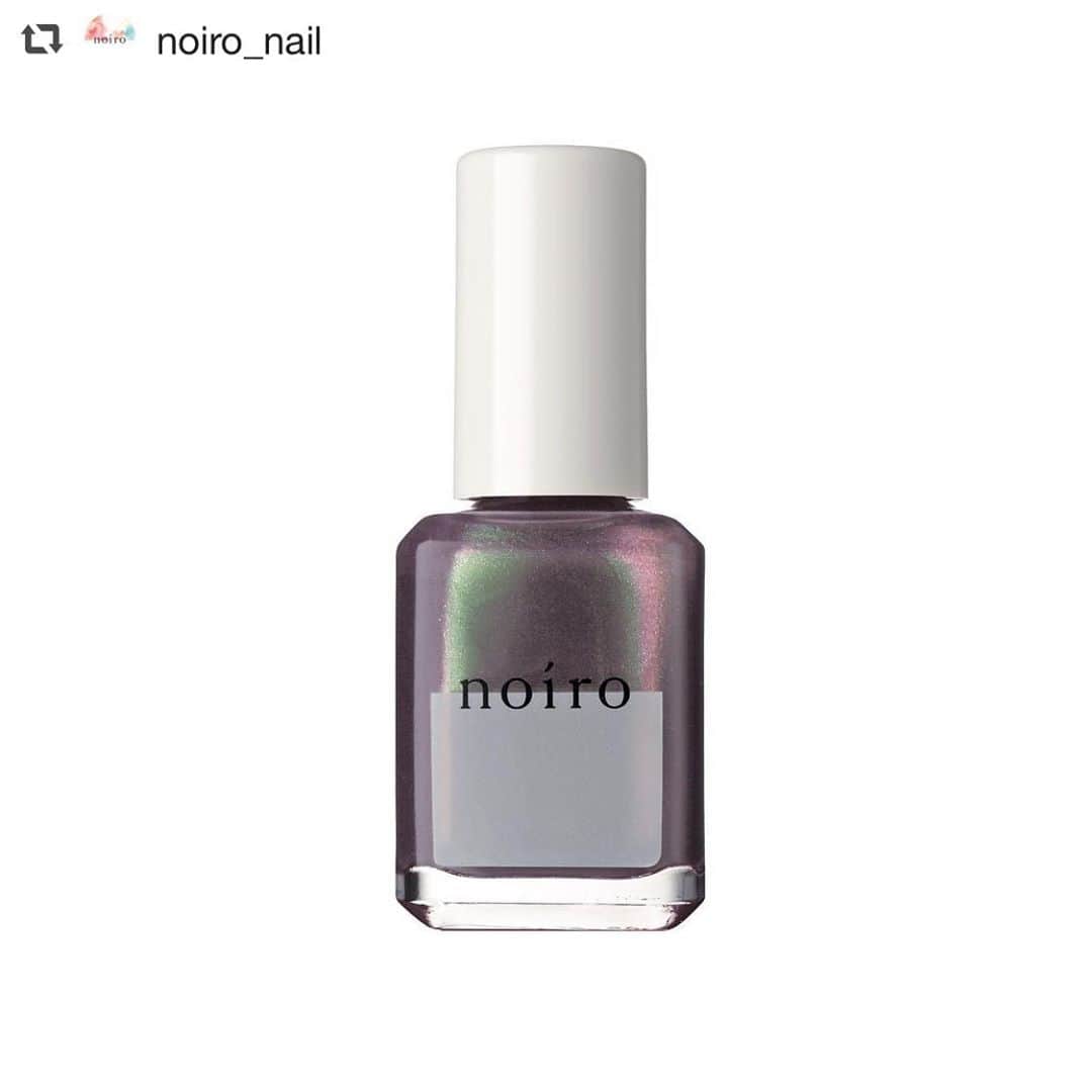 ネイルショップTATさんのインスタグラム写真 - (ネイルショップTATInstagram)「10月14日発売のnoiroの絶妙なカラー☺️💓 どれも素敵で今から迷ってしまいます🥺✨ .  #repost @noiro_nail via @PhotoAroundApp  [10月14日新発売] しんと澄んだ夜の空。 幻想的な色が湧きあがり、波のように空と大地を染めていく。 そんなオーロラ揺らめく景色にインスパイアされたカラーライン。 光と色を重ねて、奥行きのある冬の指先へ。  Brilliant Silenceをテーマにした新4色✴︎  単色塗りはもちろん、2色以上の組合せでもっと可愛いラインナップです。  ◇noiro ネイルカラー   S019  霧の朝、指先に魔法をかけるスモーキーレイク   S020  大地の鼓動を感じるヌードベージュ   S021  粉雪のようなラメが瞬くシルバーグレー   S022  揺らめくオーロラを思わせるミステリアスパープル  #noiro #noironail #私を彩る私の色 #noiroネイルカラー #冬ネイル #くすみカラー #偏光パール #マニキュア #セルフネイル #秋コスメ #冬コスメ #コスメ好きさんと繋がりたい #タカラベルモント」10月2日 11時56分 - nailshoptat