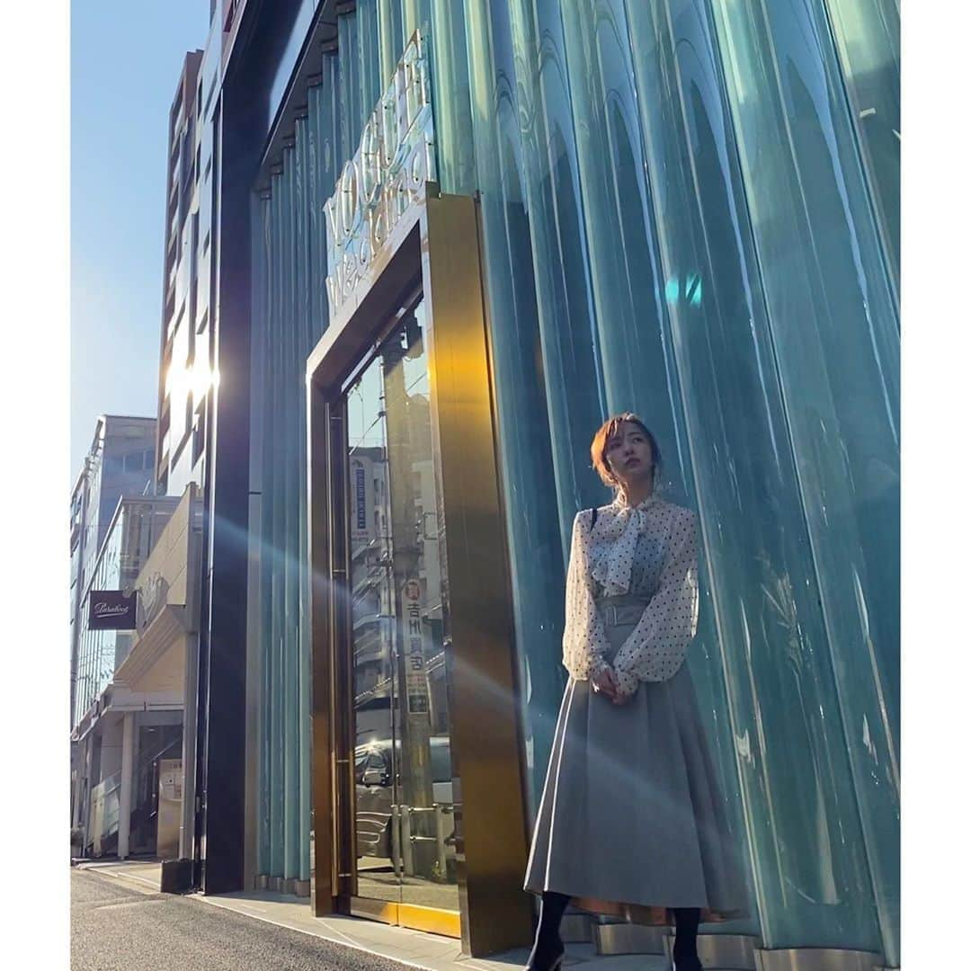 板野友美さんのインスタグラム写真 - (板野友美Instagram)「🎀@bijinhyakka  撮影💐  12月号、是非♪  可愛いコーデたくさんでした🙈💕  #美人百花  #12月号 #冬服コーデ」10月2日 11時54分 - tomo.i_0703