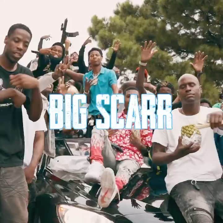 のインスタグラム：「It’s up #Frozone out right now link in @bigscarr bio I then signed a superstar 🥶 Fa real #New1017」
