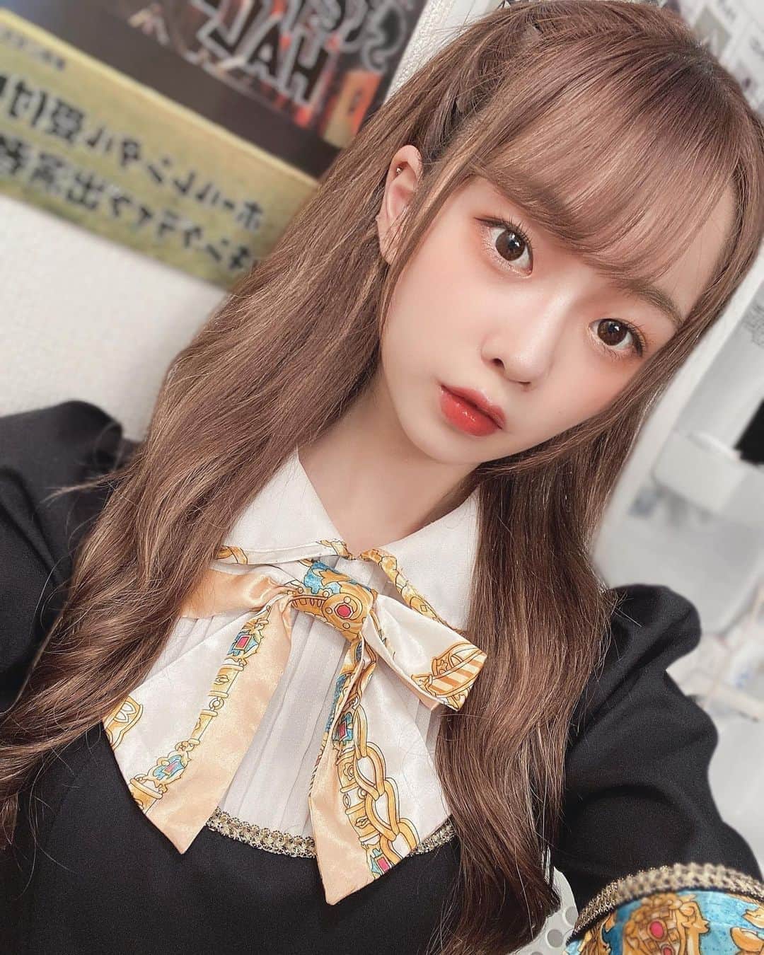石橋ななのインスタグラム：「10月も宜しく🖖🏻🤍  #idol #live #instagood #instalike #fllowme」