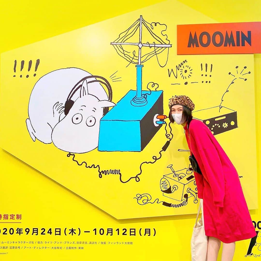 石井美絵子さんのインスタグラム写真 - (石井美絵子Instagram)「「ムーミンコミックス展」 行ってきましたー😊 コミックスの原画がたくさん！ 見応えあってすごく満足！ ムーミンのおしりドアップから始まる漫画… 可愛すぎて歯ぎしりしちゃう… 喜怒哀楽、表情豊かなムーミンも ボーっとしてるムーミンも大好き！ 意外と大人向けな複雑なキャラ関係も好き…🤭  銀座松屋にて今月の12日までやってますー！ チケットはネット事前購入なのでご注意ください😌 #ムーミンコミックス展  #ムーミン展 #ムーミン #銀座松屋 #銀座 #ミカコ美術館」10月2日 22時22分 - mikako.ishii