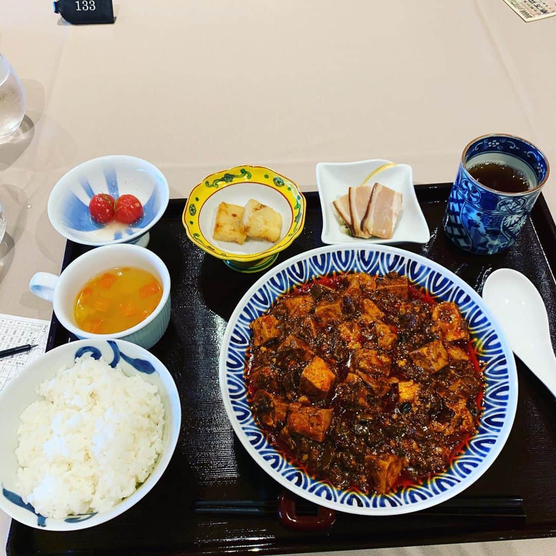 金村義明さんのインスタグラム写真 - (金村義明Instagram)「後半なんとか巻き返した！ 麻婆豆腐ランチ、うまままいし！」10月2日 14時42分 - yoshiaki_kanemura