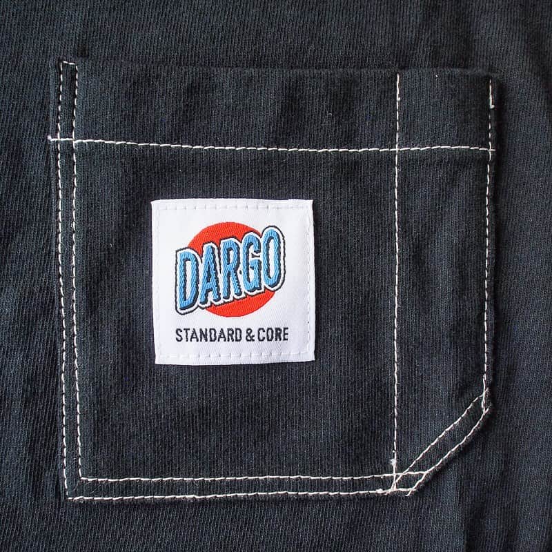 DARGO T-shirt &Sign Artさんのインスタグラム写真 - (DARGO T-shirt &Sign ArtInstagram)「#dargo2020aw 今シーズンも定番入荷しました◎ 肉厚な7onz ポケットロングTeeです。 ノーマルシルエットなのでいつでも安心して着回すことが出来ます。C100%のため洗うたびに風合いが良くなるアメリカンコットン採用のスーパーヘビーウェイト🥩 ------------------------- 【DARGO】 Working Pocket Long T-shirt 100% USA COTTON 7.1 onz Heavy Weight & PRE-SHRUNK FIT. Sewing by uroqo (Kumamoto City, Japan) color：BLACK, HEATHER GREY, WHITE size：M, L, XL ------------------------- DARGO Hand Screen Printed T-shirt Printed in Kumamoto, Japan. ------------------------- #dargojapan #dargo2020aw #kumamoto #kumamotocity #vintagestyle #californiastyle  #BASEec #熊本 #熊本市 #熊本tシャツ #アメカジ #アメカジコーデ #ダーゴ #カリフォルニア #tシャツ #ポケt #ポケTee #ポケットtシャツ #ポケットt」10月2日 14時56分 - dargo_japan