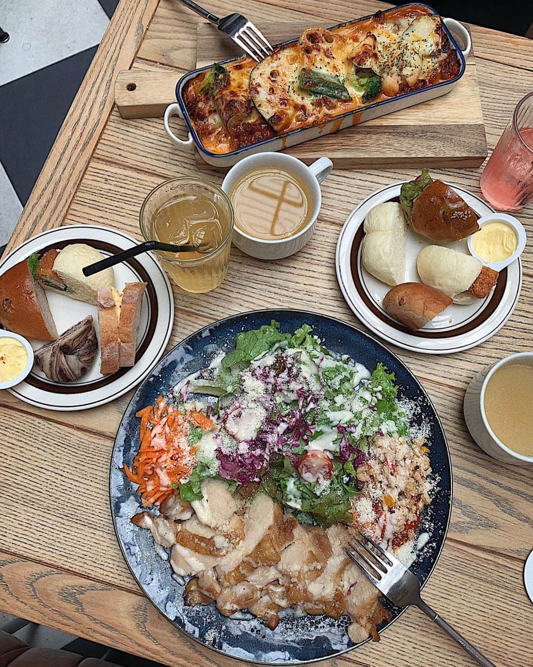 草野春香のグルメインスタ