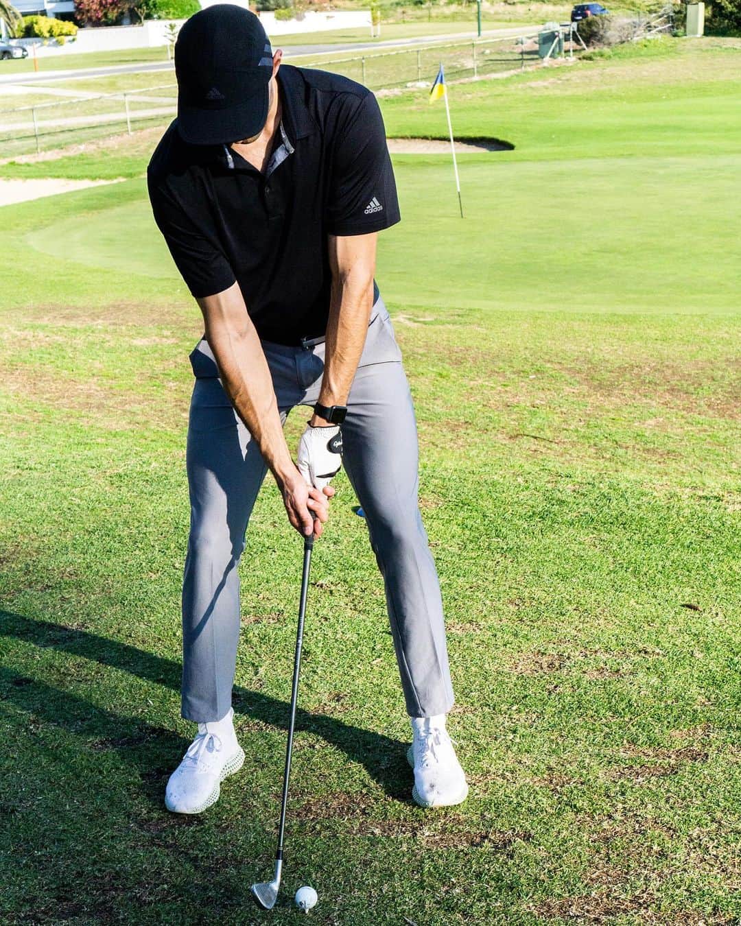 カーティス・マーシャルのインスタグラム：「Don’t slice, don’t slice, don’t slice. F*** 🏌🏼‍♂️」