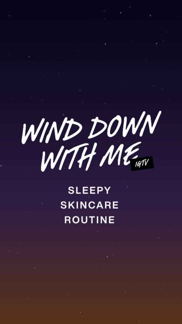 のインスタグラム：「Join Mindfulness Practitioner Rose Eskafi, (Lush Worcester) as she takes us though her Wind Down routine to get a peaceful nights sleep. Head to the Lush Community platform (link in bio) to share your alternatives to counting sheep, and get your hands on the free guided meditation mentioned in the video.  1. Vintage Knotwrap sprayed with Twilight Body Spray to tie back hair. 2. Beauty Sleep Face and Body MaskMindfulness Meditation 3. Tone with Eau Roma Water 4. Apply Full of Grace Serum 5. Perform a Facial Massage, with tools or your fingers, 6. Write down reasons to be grateful for the day,  And then #getyourbeautysleep.  It’s been a bit sleepy round here, but it’s time to wake up these algorithms 😴 Here we will let you know when we are sharing exciting updates across the #LushCommunity. Sign up (link in our bio) to ensure you never miss the latest launch, an exclusive product drop or your chance to vote for the products you want to see next…」