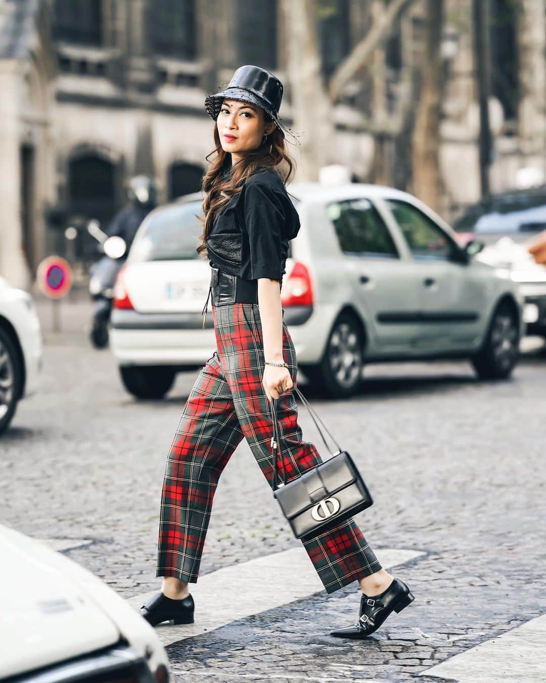 Ruby Kwanのインスタグラム：「Same time last year in Paris. Missing Paris. ❤️ #rougecloset  Outfit: @Dior #Dior #DiorAW19 #mariagraziachiuri」