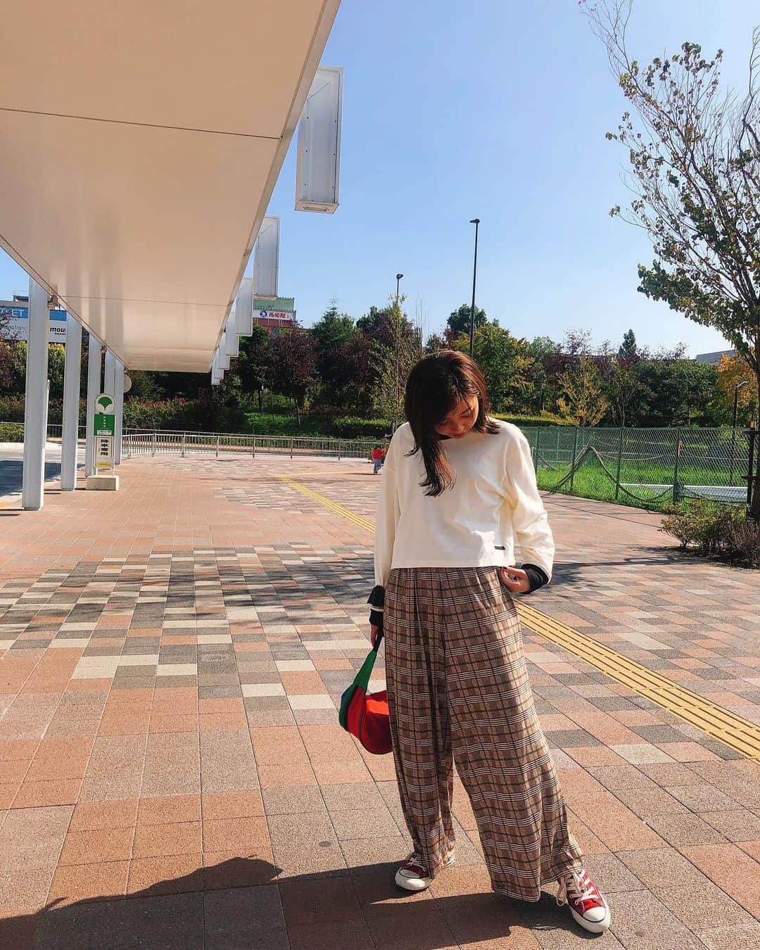 桜子さんのインスタグラム写真 - (桜子Instagram)「@pipinghotfuture  ペットボトルで作られたリサイクルロンT♻️👕 地球に優しいね🌎☺️  #phfj #パイピングホット」10月2日 18時01分 - ishibashi__88