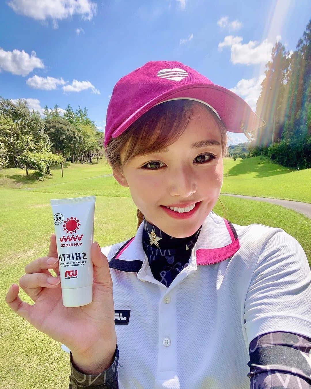 Yuuさんのインスタグラム写真 - (YuuInstagram)「スポーツ選手がプロデュースした、無添加の日焼け止め🎵 PERFECT SUNSCREEN MILK✨ ・ 赤ちゃんにも使えて、敏感肌の私にも嬉しい🌞 テクスチャーは真っ白なクリーム少しかため、お肌にスーと伸びてワントーン上がる💞 ・ お家のボディーソープで簡単にOFFできます( ˶ˆ꒳ˆ˵ ) ・ 日焼けはお肌の大敵！！ 今年の日焼けが来年、再来年と蓄積されて気付いた頃には大変なことになっちゃうよ(⊙︎ﾛ⊙︎) 春夏秋冬いつだって日焼け止めは必需品❣️ ・ 売上の一部を社会貢献活動に充てているそうです♡ よかったら皆さんも応援してください(*´人`*)💓 ・ @udnsports ・ #SHIFTH #シフス #udnfoundation」10月2日 18時24分 - yuu1115yuu