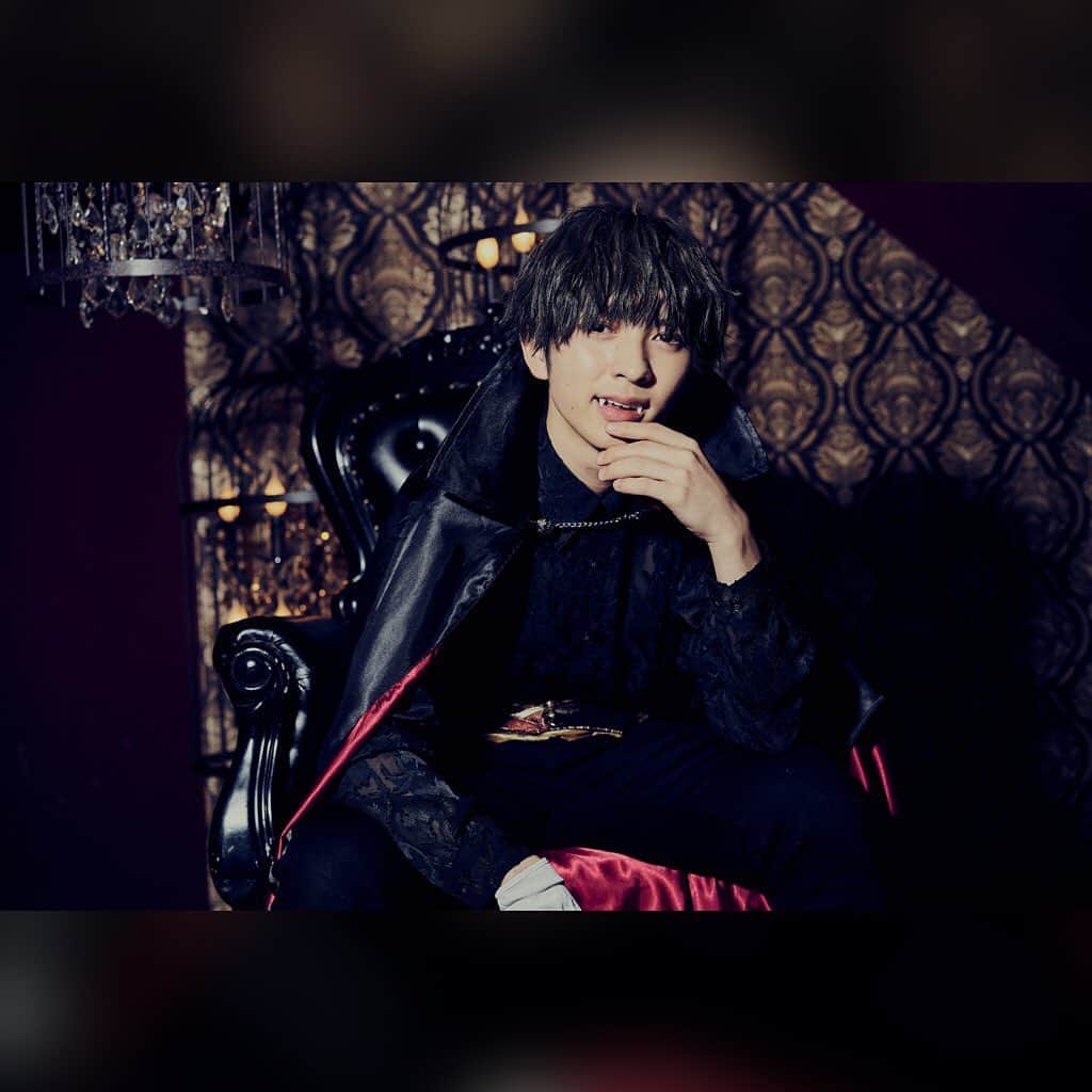 M!LKオフィシャルInstagramのインスタグラム：「2020.10.25(SUN) SEXY HALLOWEEN  〜WHO IS VAMPIRE〜🧛‍♂️🎃」