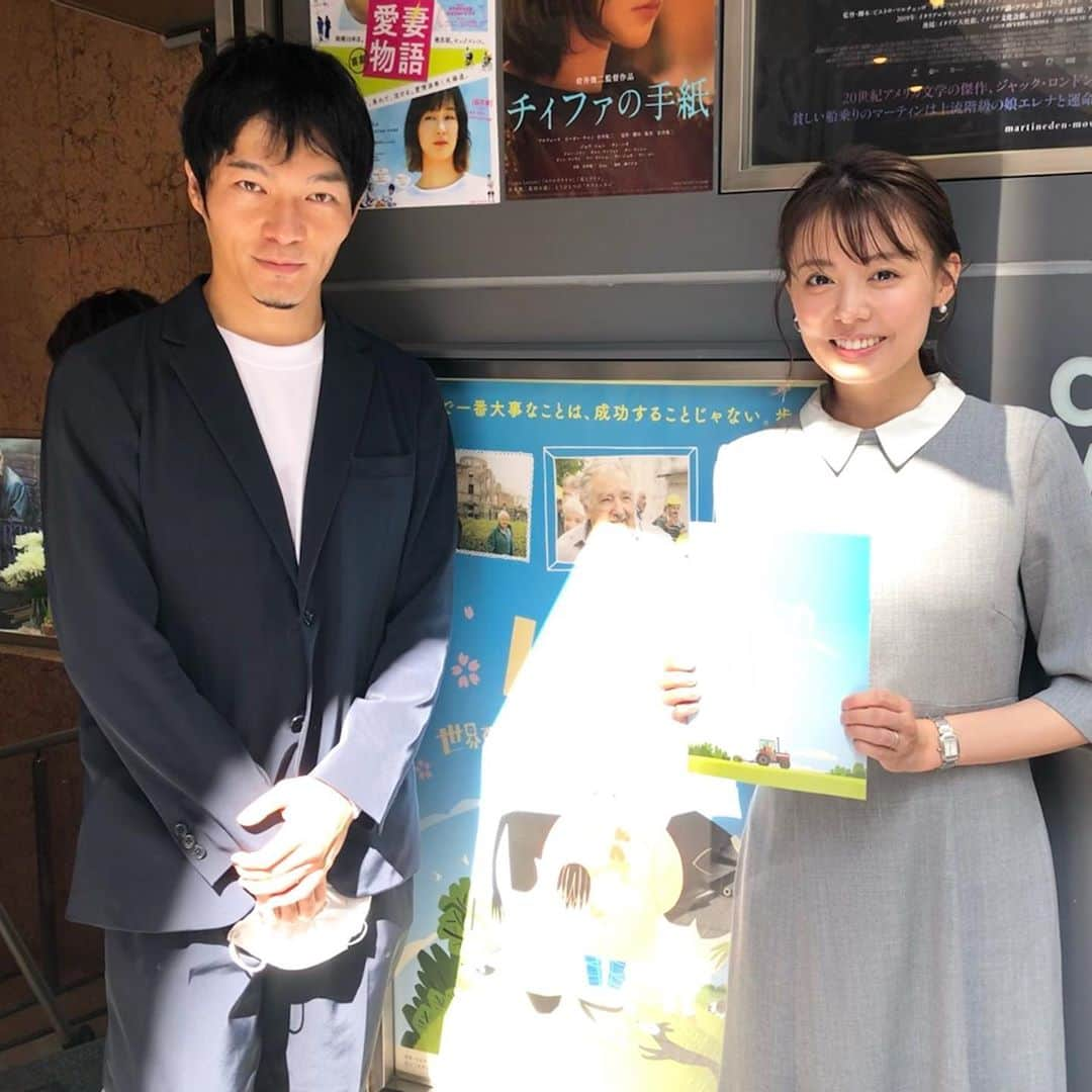 宮澤智さんのインスタグラム写真 - (宮澤智Instagram)「★ 今日から公開の映画 『ムヒカ　世界でいちばん貧しい大統領から日本人へ』 舞台挨拶の司会をさせていただきました。 . 2010年から5年間ウルグアイで大統領を務めたホセ・ムヒカさん。 . ムヒカ語録とも言われる、 ムヒカさんから紡ぎ出される言葉には 私たちに何か身近な気づきを与えてくれる力があると思います。 . 私は見終わった後、 人生で大切だと思うことは人それぞれだ、私は何を大切に生きていこうか？ 何を手に入れるか、ではなくどう過ごすかが大事。 幸せの中身をもう一度考えてみよう。 このようなことを改めて感じました。 何かに行き詰まった時などに繰り返し見たい、とても素敵な映画です。 . とにかく、田部井一真監督の思いが たくさん詰まった作品です。 . 一人でも多くの方に届きますように。 #映画ムヒカ #ホセムヒカ」10月2日 18時57分 - tomo.miyazawa