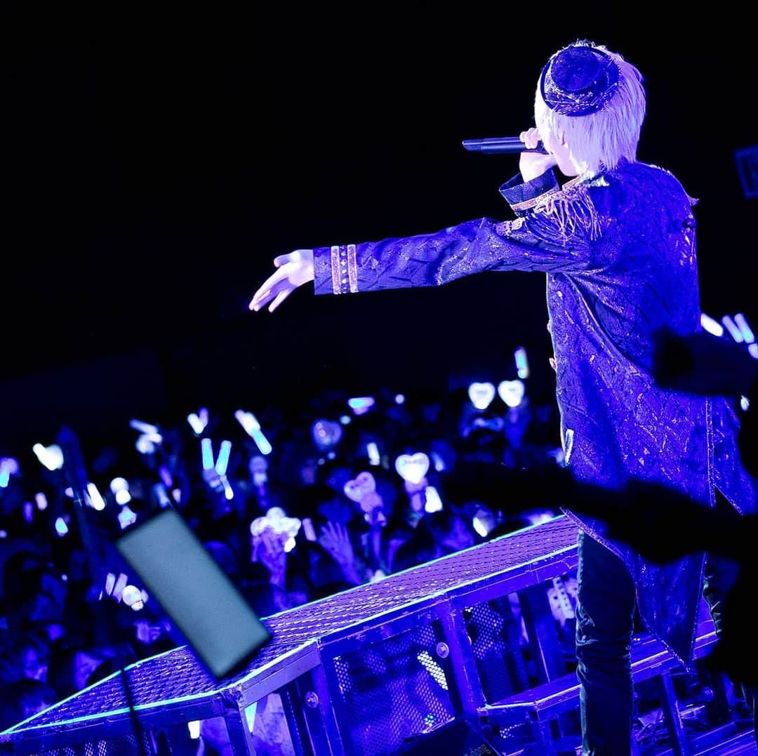 まふまふのインスタグラム：「Good night, CYT.  #まふまふ #ライブ」