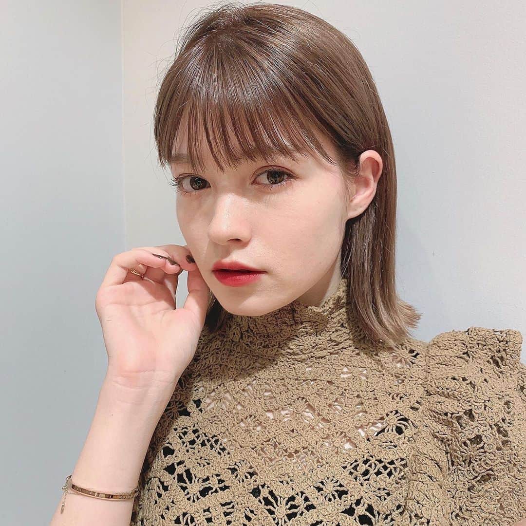 のインスタグラム：「秋カラーにしてもらいました🍁  ちょっと落ち着いていい感じ✿  #hairstyle #秋カラー」