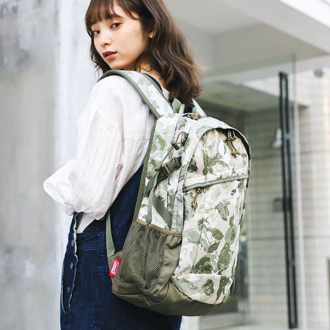 Coleman Japanのインスタグラム：「＼ナチュラルな柄🌿が合わせやすい／  シンプルコーデのアクセントに最適「ナチュラルカモ柄」のバックパックを選ぼう！見た目も可愛い大容量リュックは機能性も抜群◎ ・ ・ ・ MODEL： #橋下美好 さん（#美好くん） / @miyoshikun ・ @merweb_official #merweb #mer ・ #灯そうColeman #灯そうコールマン #灯そう #Coleman #コールマン #Backpack #バックパック #Rucksack #リュックサック #リュック #Daypack #デイパック #リュック女子 #WALKERシリーズ #walker25 #ウォーカー #ウォーカー25」