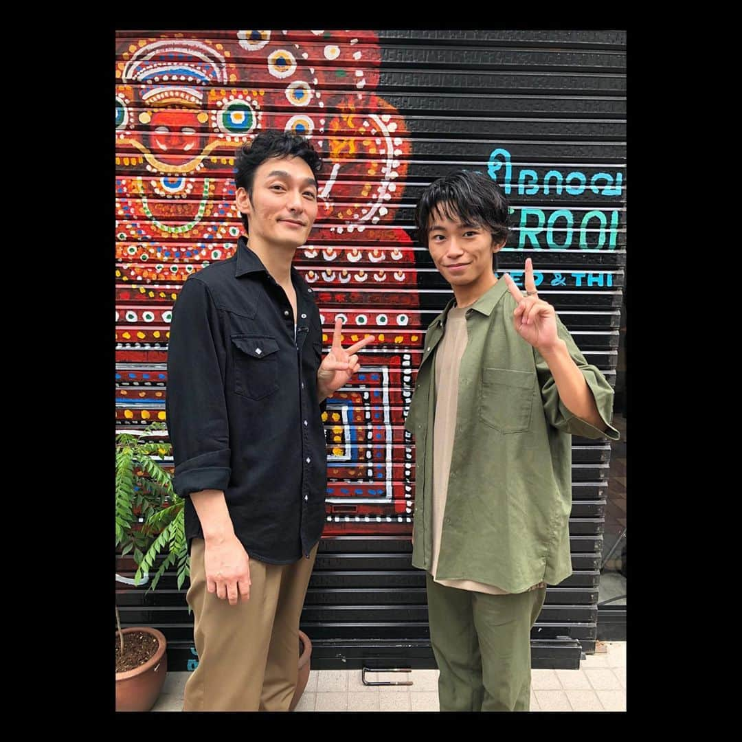 加藤清史郎さんのインスタグラム写真 - (加藤清史郎Instagram)「・ 〜出演情報〜『ぴったんこカン・カン』  今夜の『ぴったんこカン・カン』ご覧いただけましたでしょうか！ 隠しゲストだったので、放送後のご報告です。  草彅さんにお会いしてきました！  お仕事でご一緒するのは、 2009年の『任侠ヘルパー』ぶり 久しぶりにほっぺをつまんで頂きました‼︎笑  彦一と19歳になった涼太です‼︎  #ぴったんこカンカン  #草彅剛 さん #加藤清史郎 #任侠ヘルパー #ピヨ口」10月2日 20時22分 - kato_seishiro_official