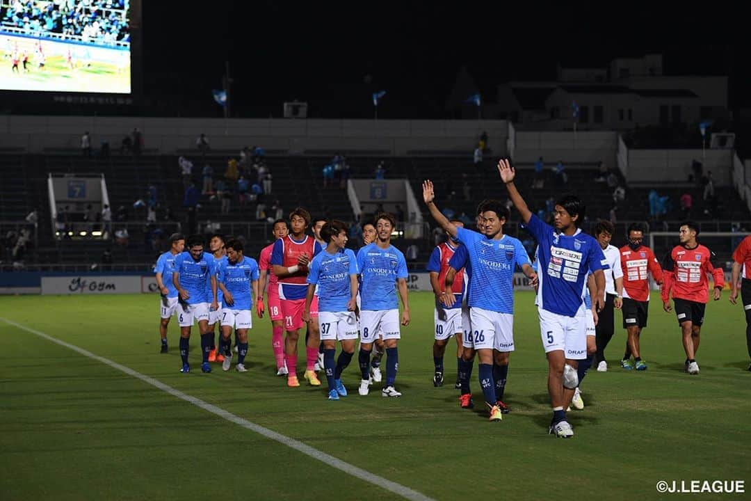 横浜FCさんのインスタグラム写真 - (横浜FCInstagram)「- 2020/10/3  vs KASHIWA REYSOL 360度HAMABLUE計画。 ニッパツ三ツ沢球技場をHAMABLUEで染めよう！ - #yokohamafc #横浜FC #RECORDTHEBLUE #JLEAGUE #360度HAMABLUE計画 #明日も共に戦おう」10月2日 20時47分 - yokohamafc_official