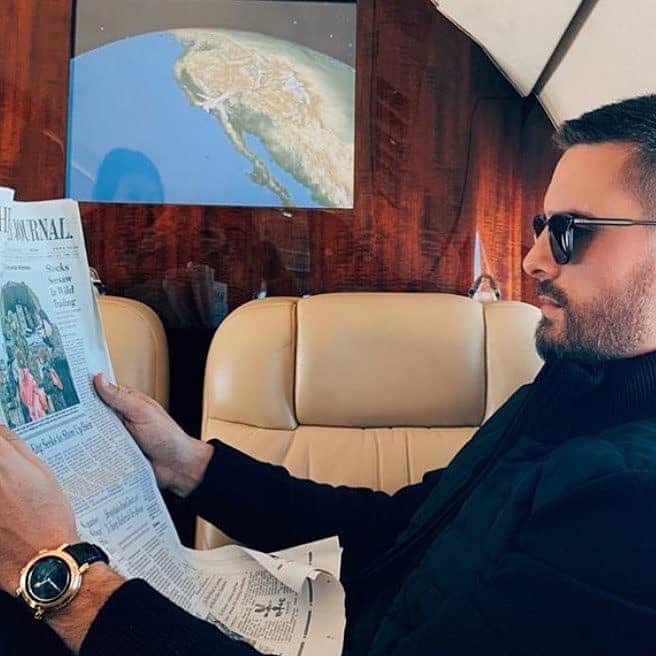 E! Onlineさんのインスタグラム写真 - (E! OnlineInstagram)「Scott Disick is back in the dating game and has been "having fun" with model Bella Banos. Extra extra, read all about it at the link in our bio. (📷: Instagram)」10月3日 6時46分 - enews