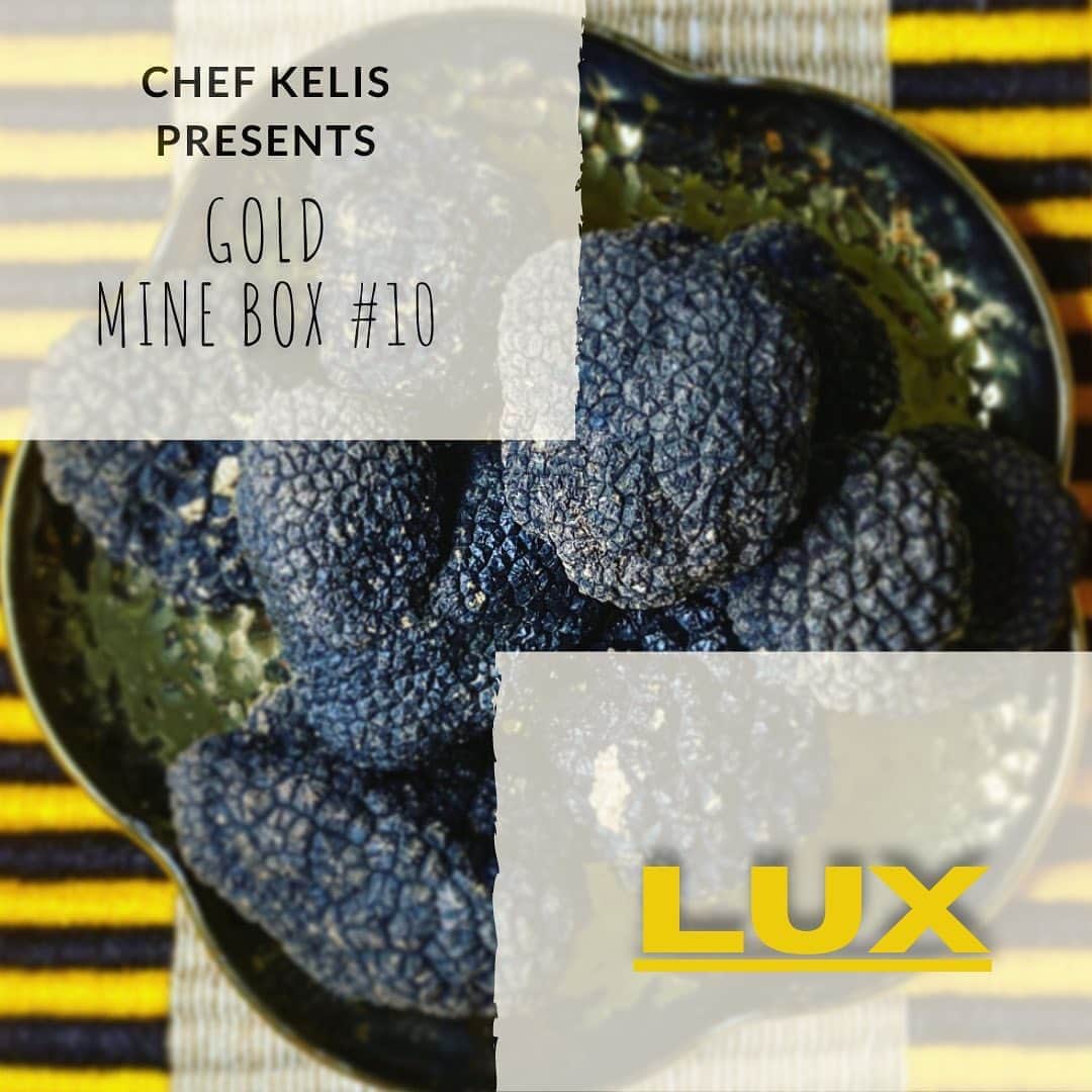 ケリスのインスタグラム：「GOLD MINE BOX #10- LUX ingredients for your LUX palettes!   ORDER NOW! They sell very, very fast! Premium ingredients by me ❤️ LINK IN BIO」