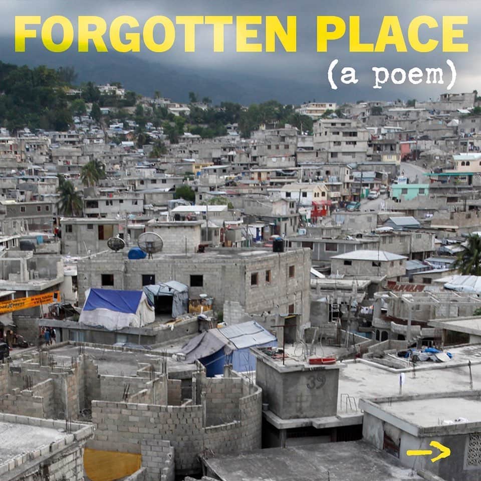 レイン・ウィルソンさんのインスタグラム写真 - (レイン・ウィルソンInstagram)「One of the things we teach to/with the staff and students of @LideHaiti is poetry. (Remember poetry? Doesn’t seem to be too much of it in today’s world.)  This is from VOICES OF LIDE:: Inspired by another recent rise of violence in Port-Au-Prince, “Forgotten Place” was written during one of the writing workshops facilitated by @HolidayReinhorn. VOICES OF LIDE provides a safe, quiet space to create self-expression and self-reflection without judgement.  Please support and follow @LideHaiti, our non-profit that focuses on arts and literacy education for at-risk adolescent girls in rural Haiti.」10月3日 7時23分 - rainnwilson